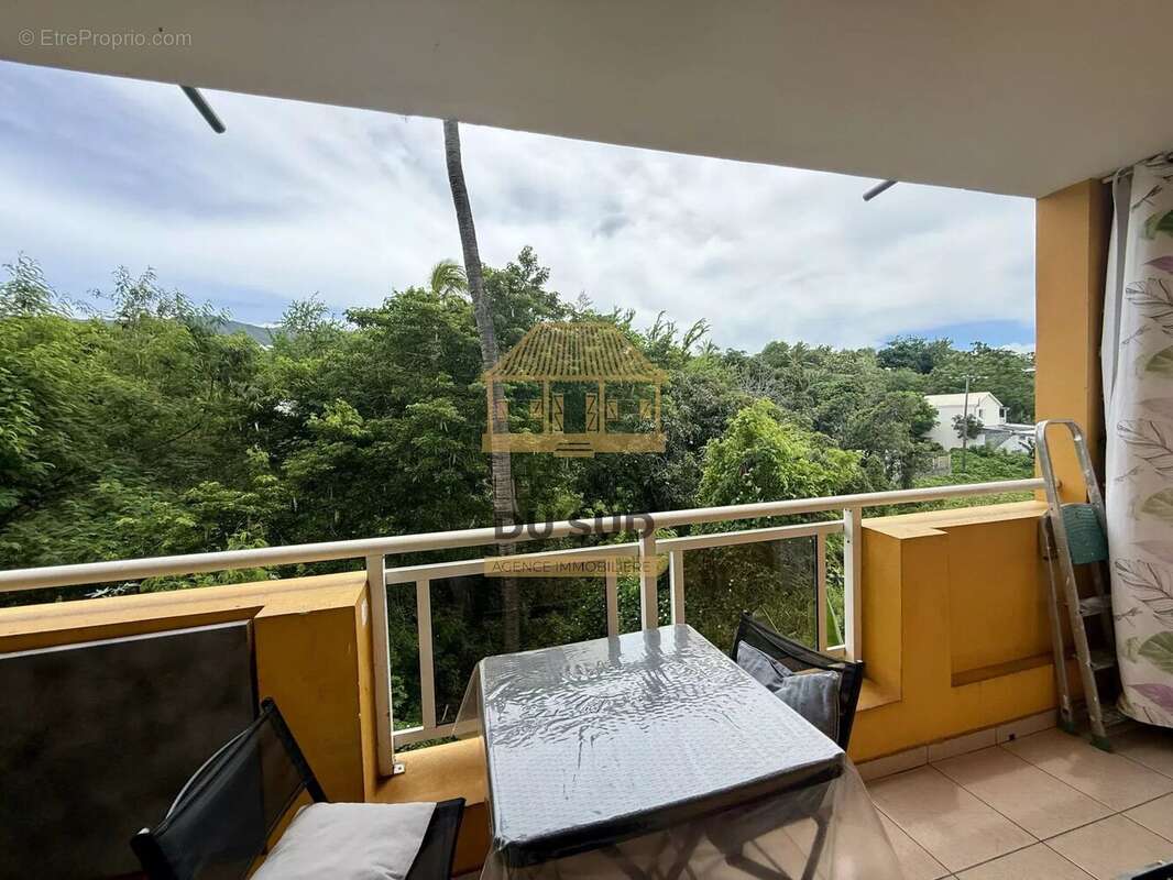 Appartement à L'ETANG-SALE
