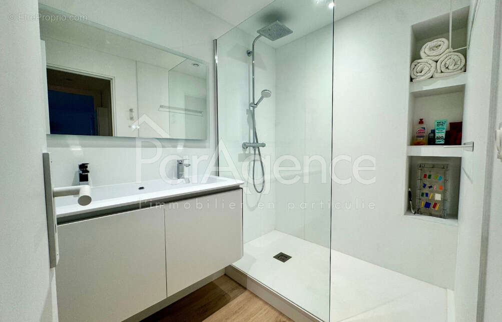 Appartement vue mer   Terrasse d'angle - photo 13