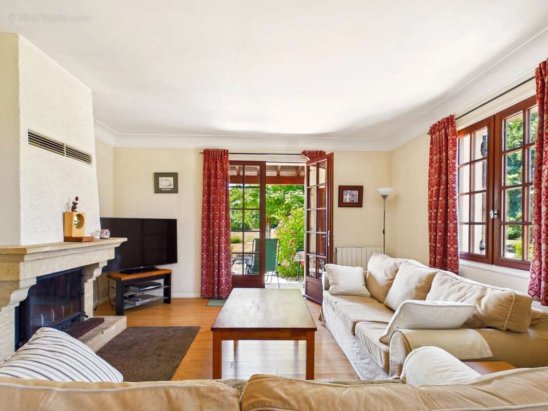 Jolie maison de plain-pied avec 3 chambres et garage - photo 3