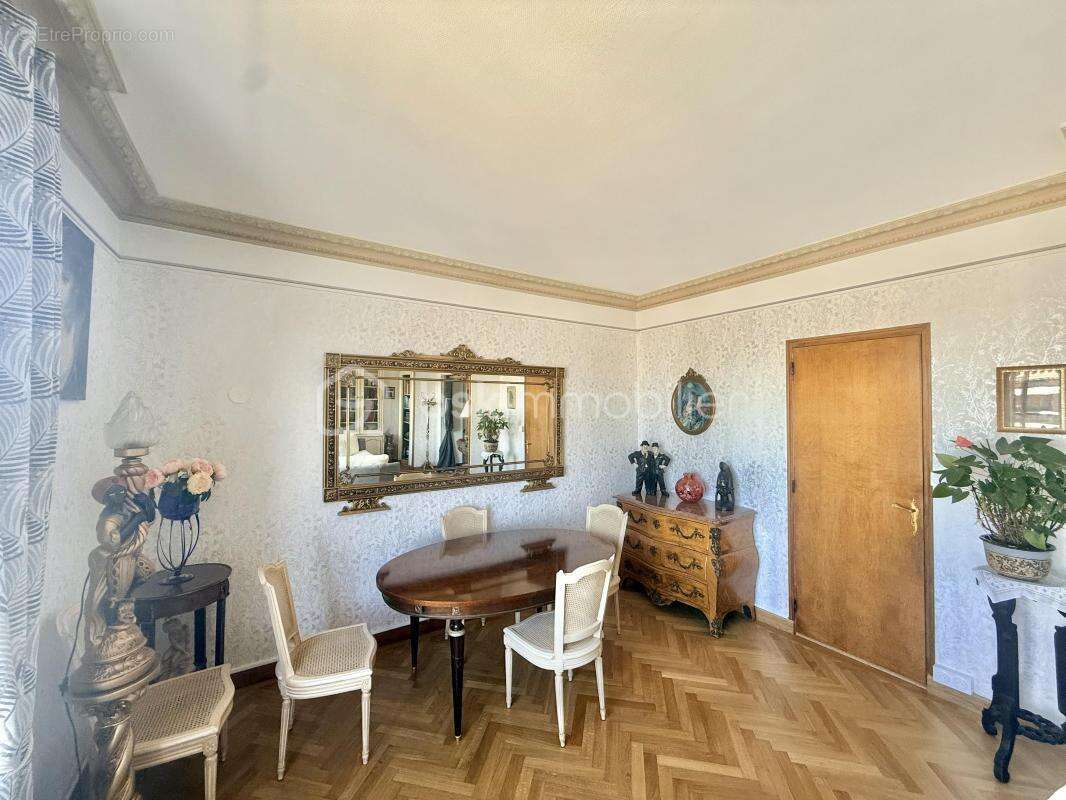  Appartement 5 pièces – 86 m² – Centre-ville de Rennes VUE A 180° Au 6ᵉ étage avec ascenseur - photo 22