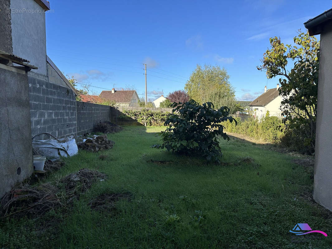 Maison à CHATEAUMEILLANT