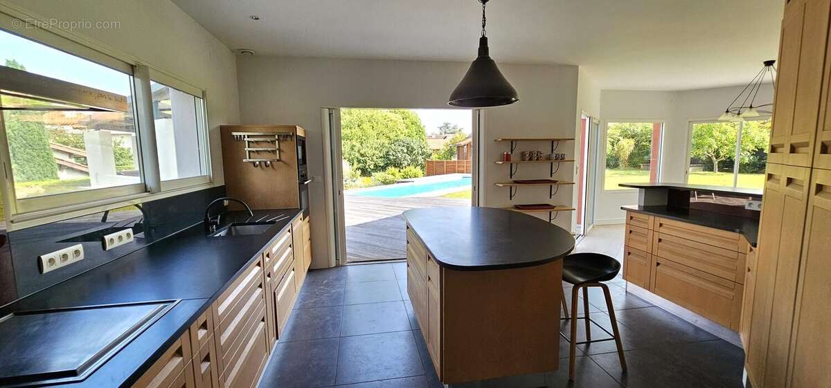 Maison à RAMONVILLE-SAINT-AGNE