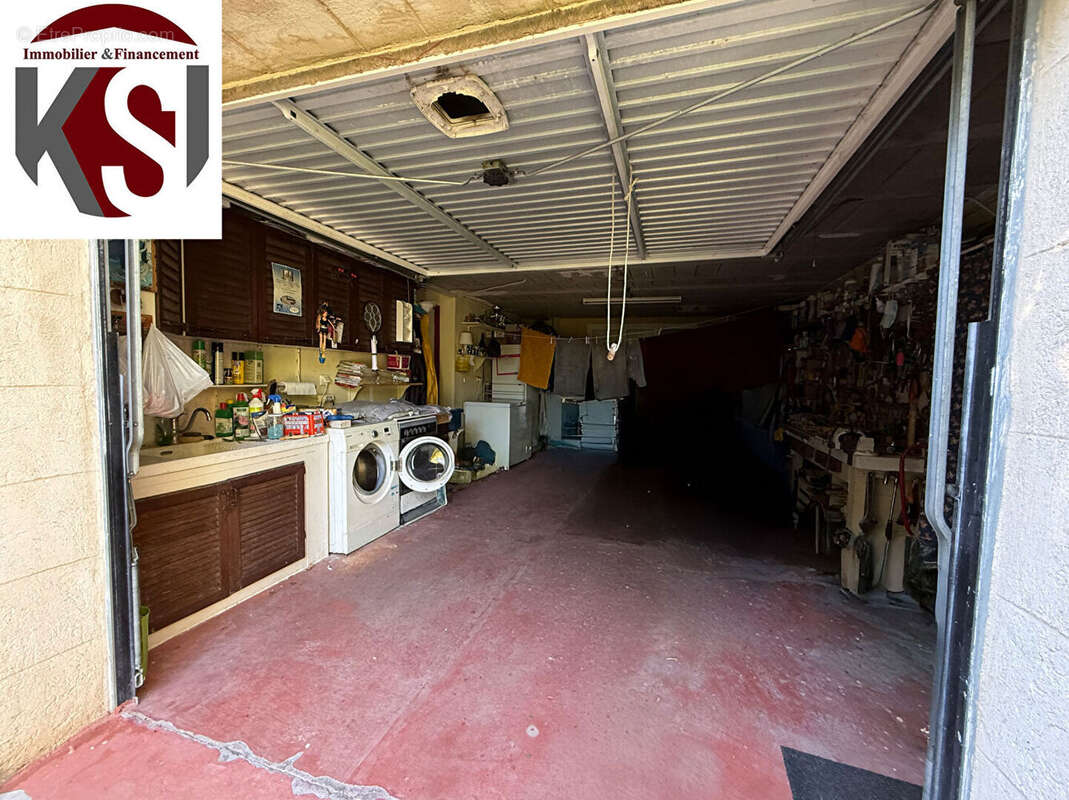 Maison à SEILLONS-SOURCE-D&#039;ARGENS