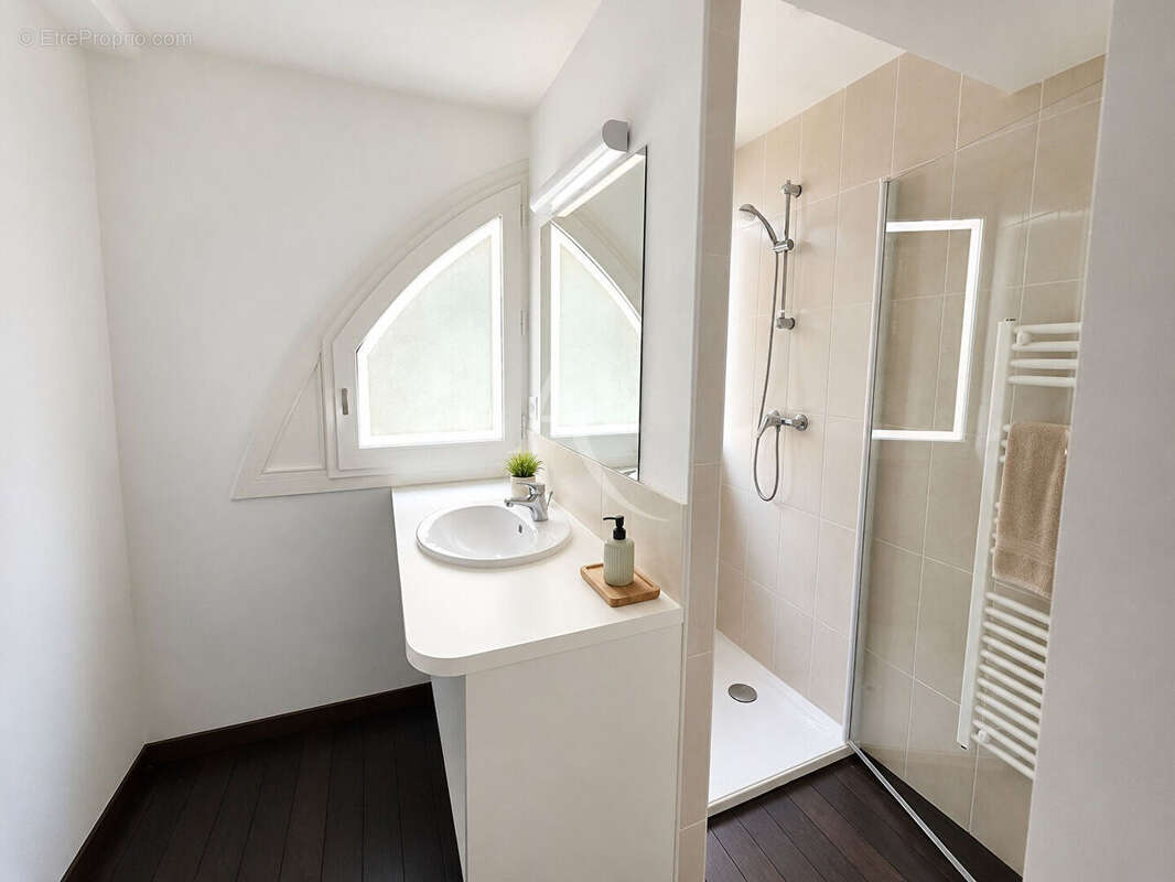 DAX- Appartement 2 chambres 80m² avec place privative - photo 5