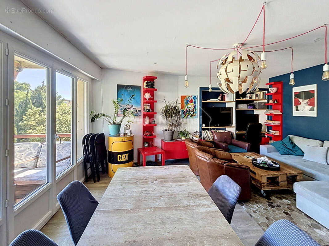 Appartement à LE CANNET