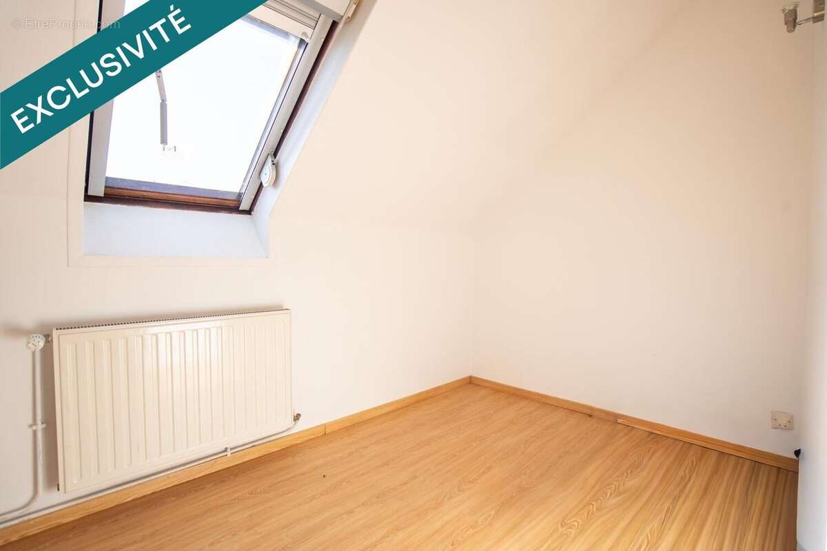 Photo 5 - Maison à DECINES-CHARPIEU