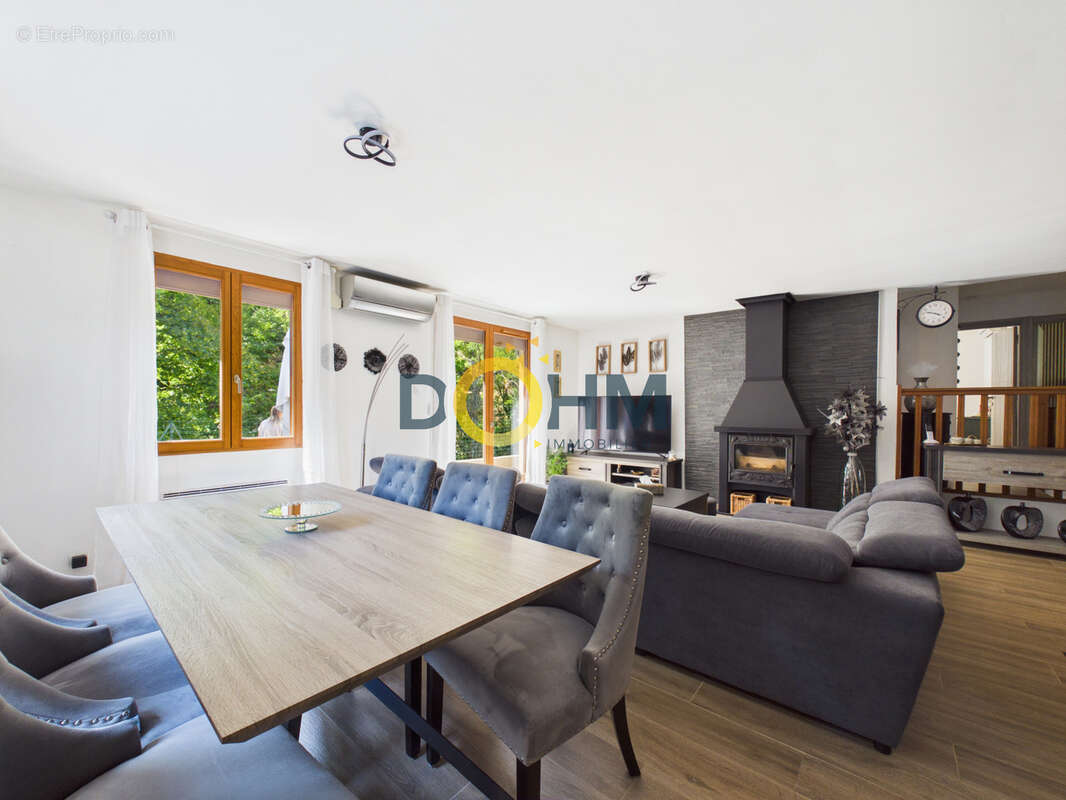 EXCLUSIVITÉ   Maison récente - Accès direct à l' Ondaine - photo 2