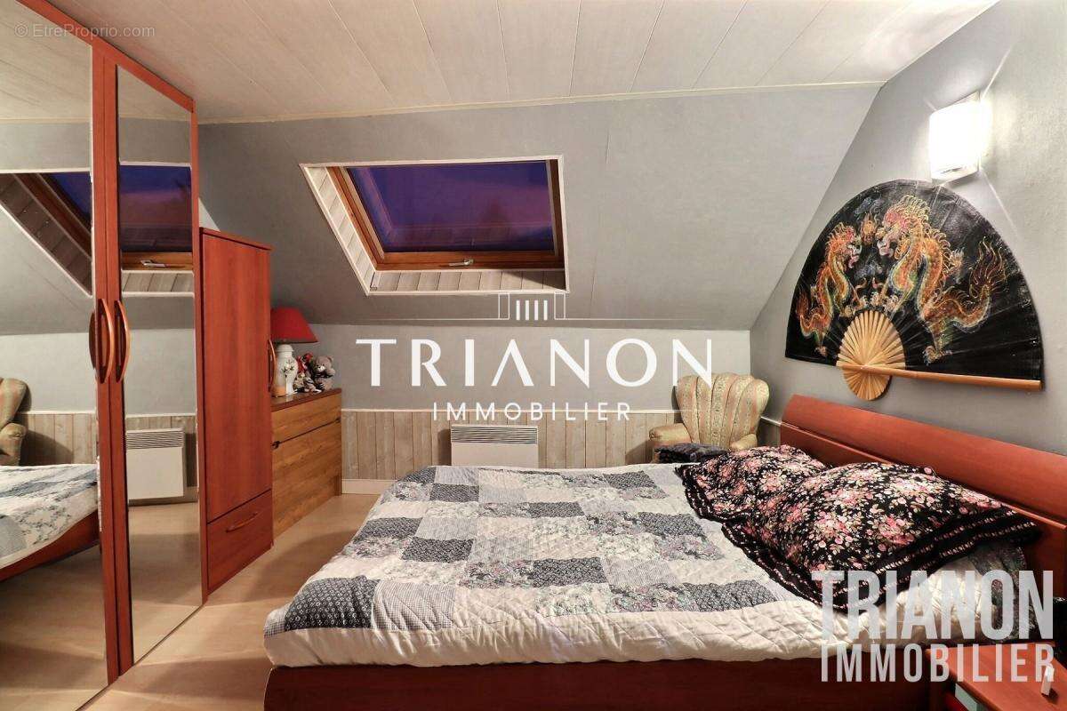 Appartement à VAUX-SUR-SEINE