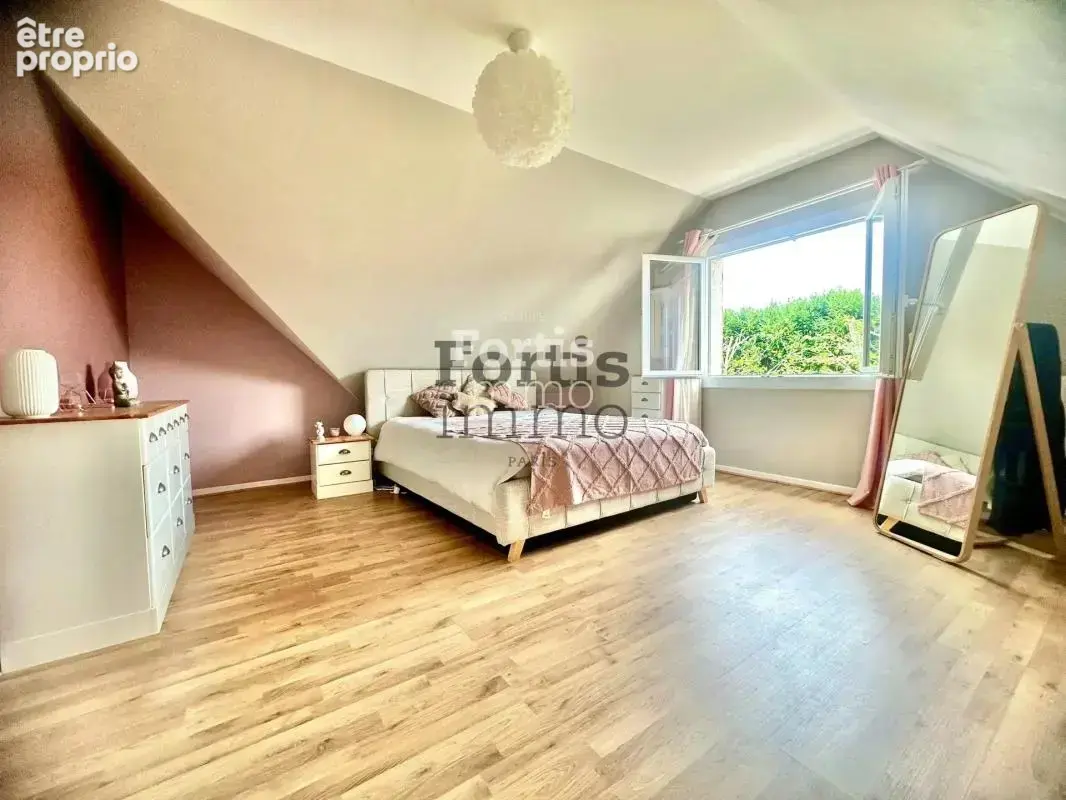 Mormant-maison 151m²-5 chambres-jardin-terrasse & dépandance - photo 9