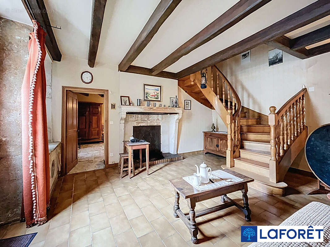 Maison Courlon  5 pièce(s) 147.55 m2 - photo 6