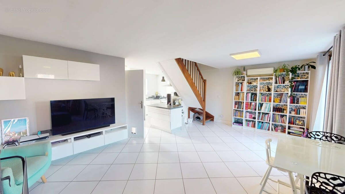 Maison à AUBERGENVILLE