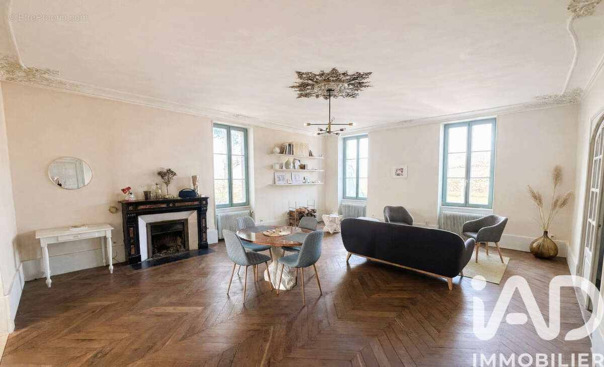 Photo 9 - Maison à COUCHES