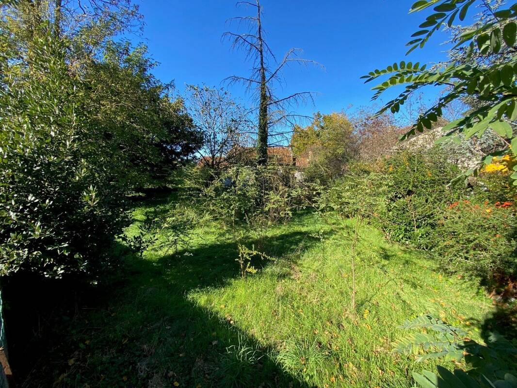 Terrain à ROMANS-SUR-ISERE