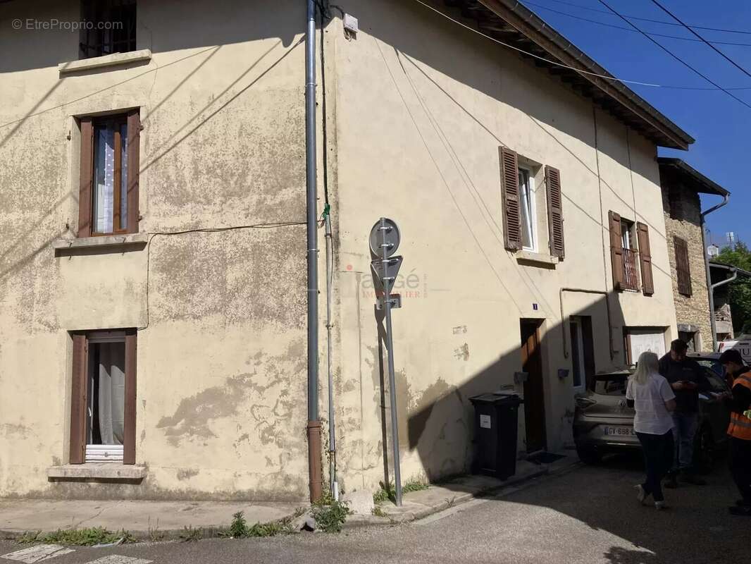 Appartement à AMBERIEU-EN-BUGEY