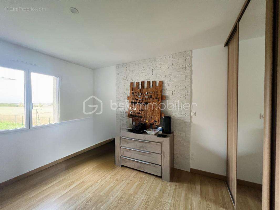 Maison à FERRIERES-HAUT-CLOCHER