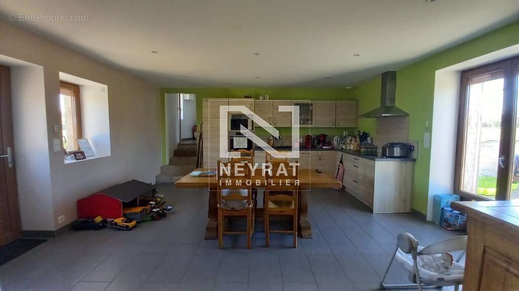 Maison rénovée avec prestations - photo 5