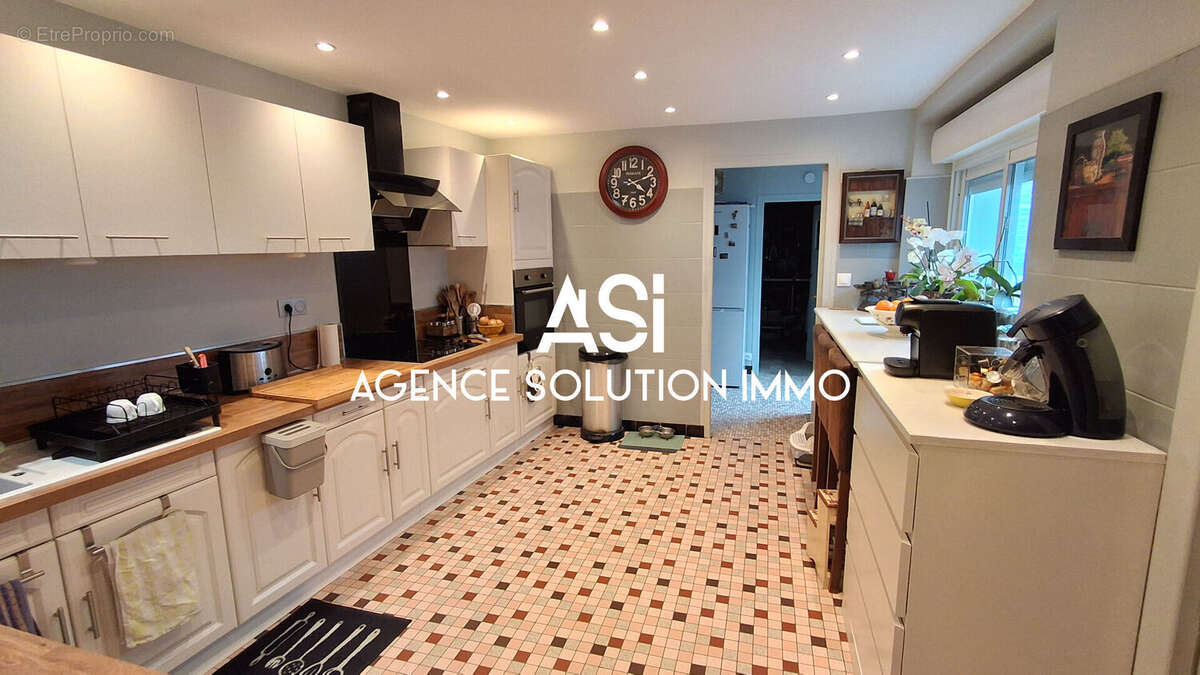 Maison de bourg  4 chambres avec jardin - Town house 4 bedrooms & Garden - photo 6