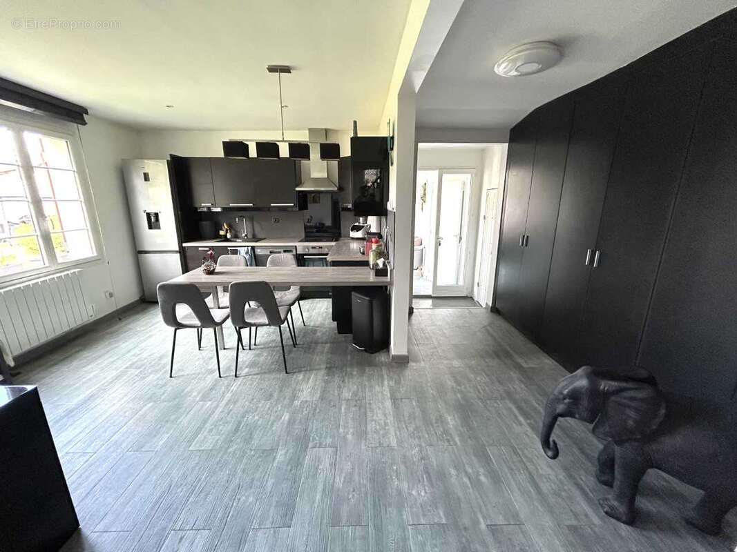 Maison à SOISY-SUR-ECOLE