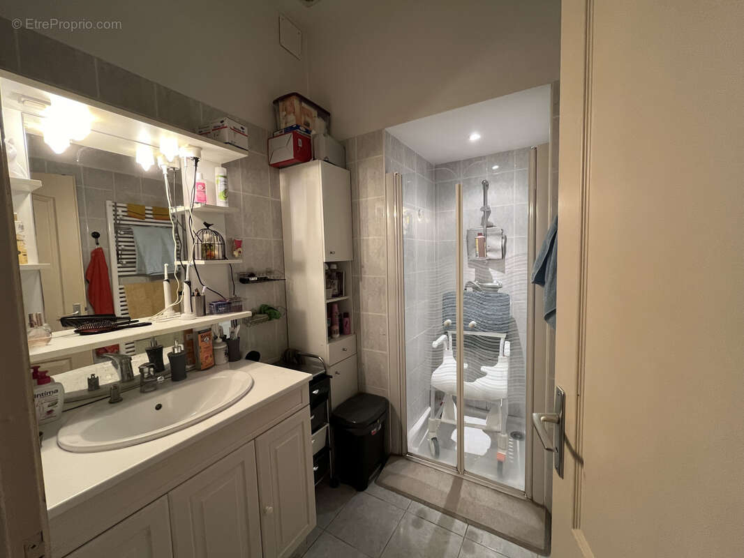 Appartement à GANGES