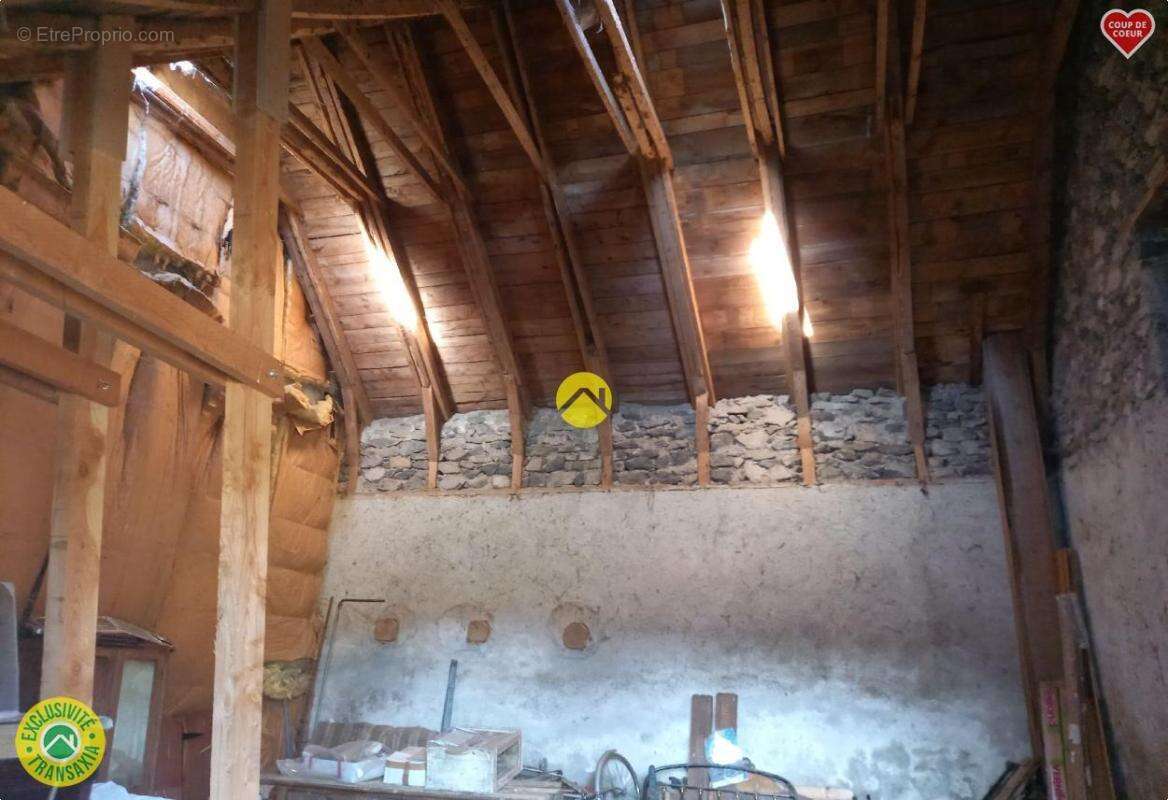 Maison à ALLANCHE