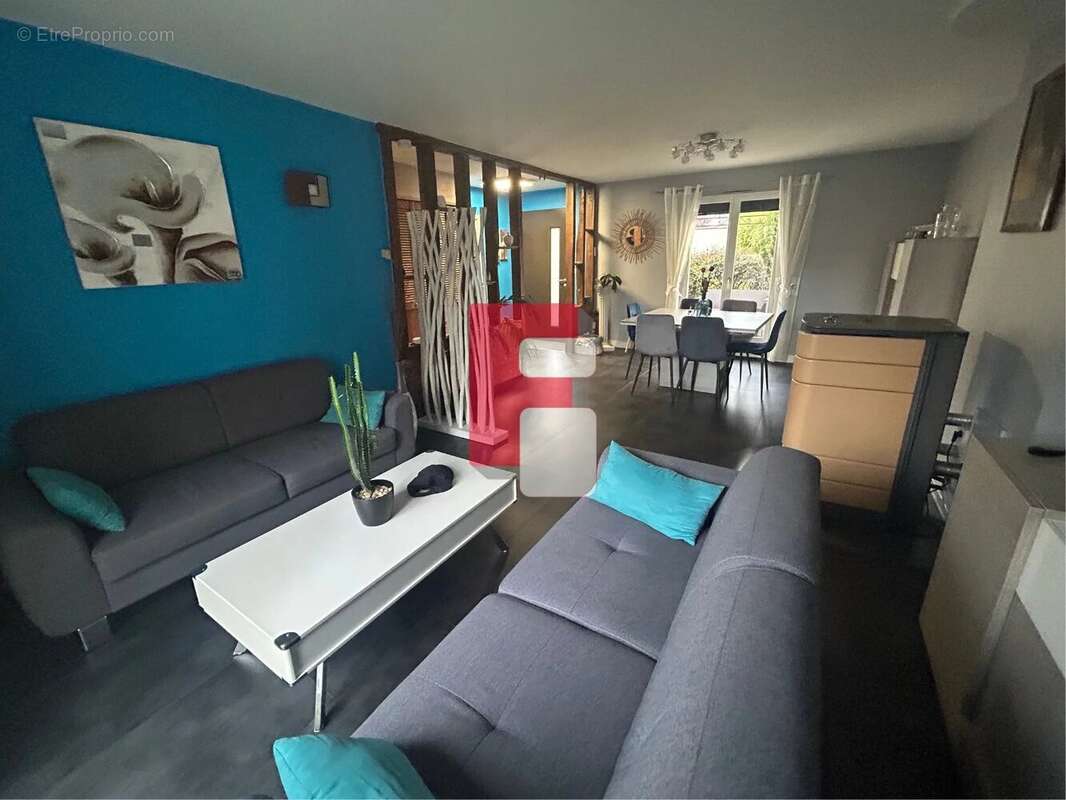 Maison à COURTERANGES