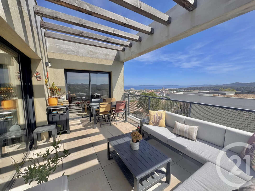 Appartement à BORMES-LES-MIMOSAS