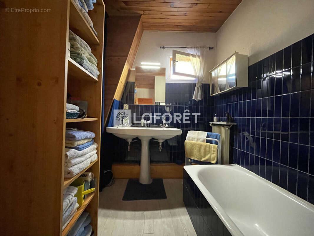 Maison à LONS-LE-SAUNIER