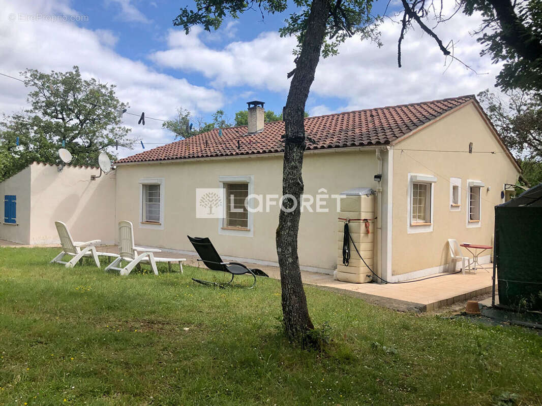 Maison à SAINT-GERY