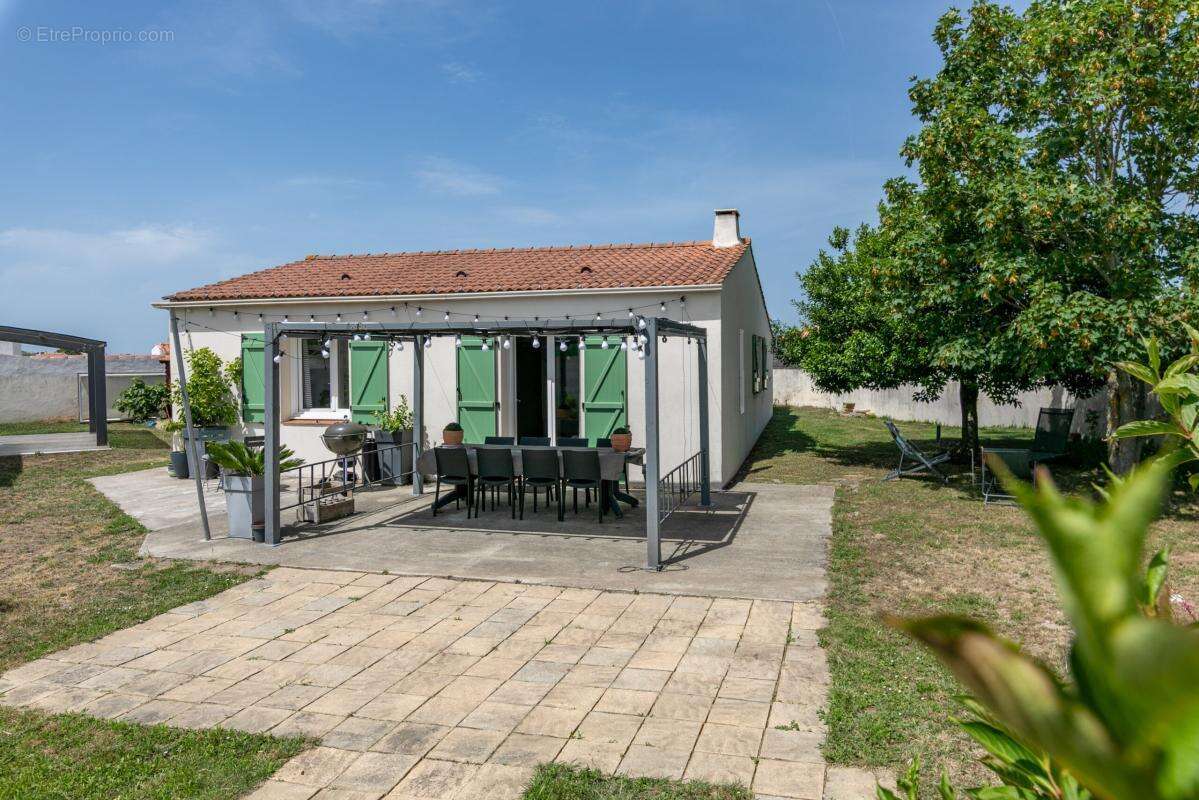 Ensemble immobilier de 83m² - photo 3