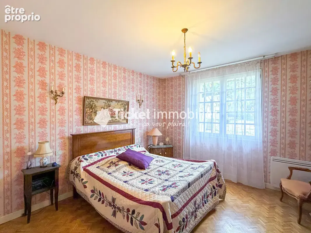 Maison t4 136m2 de plain-pied + grand sous-sol total à aménager, terrain 786m2 piscinable, garage, sans vis-à-vis etc ... - photo 13
