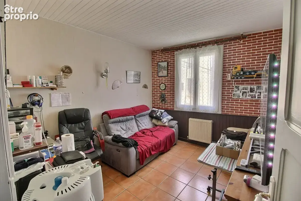 À vendre maison de village en r+2 avec cour de 11 m² en rez-de-chaussee - photo 3
