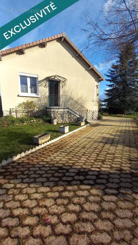 Photo 1 - Maison à SAINT-FLOVIER