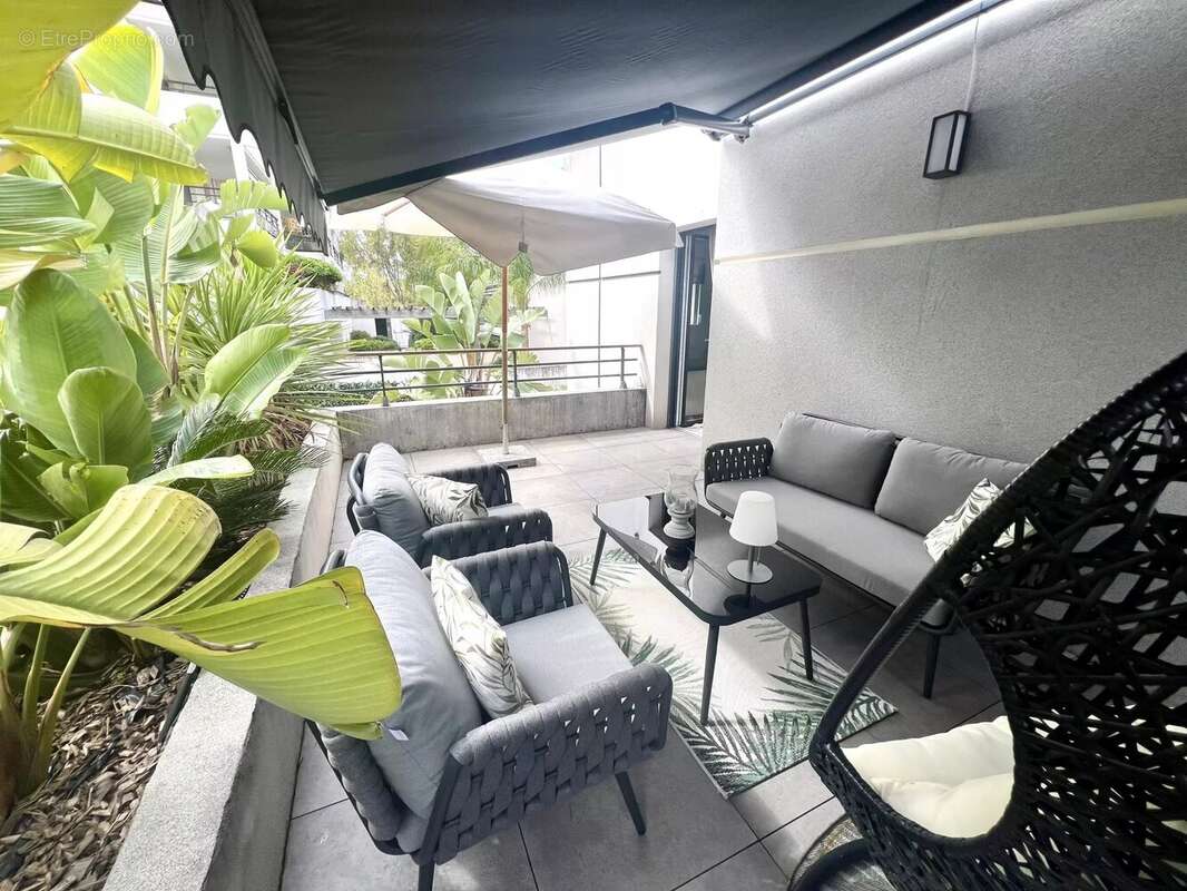 Appartement à CANNES