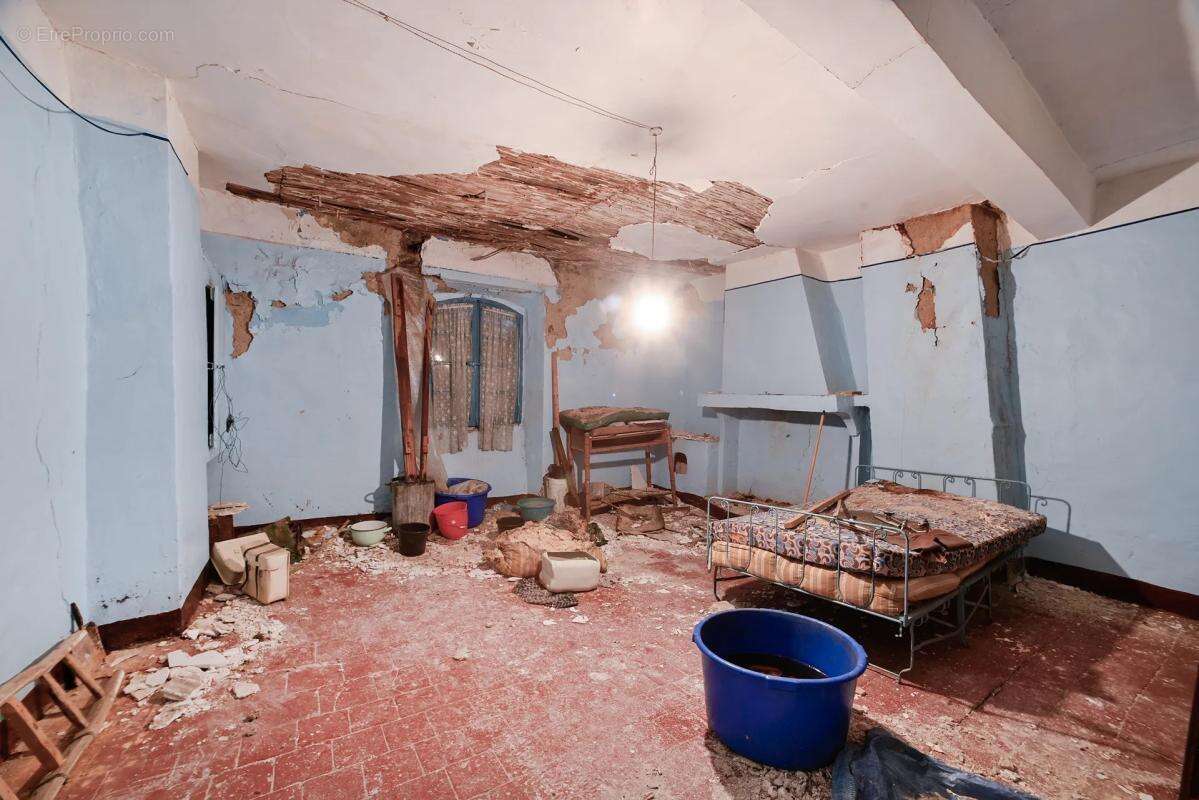 Maison à SAINT-HIPPOLYTE-DU-FORT