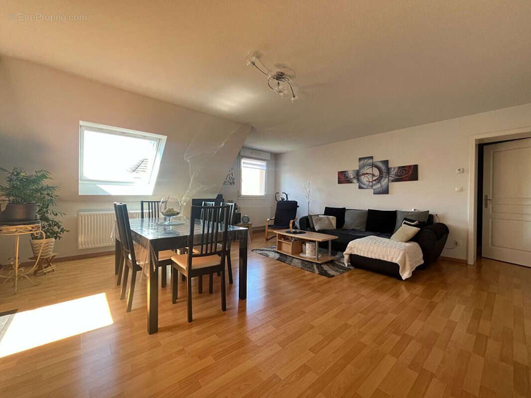 Appartement Bootzheim 2 pièce(s) 60.90 m2 - photo 4