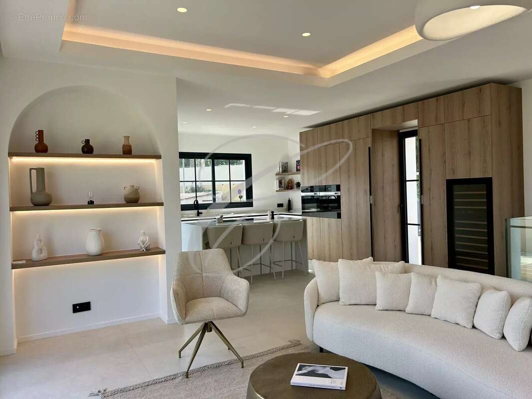 Maison à ROQUEBRUNE-CAP-MARTIN