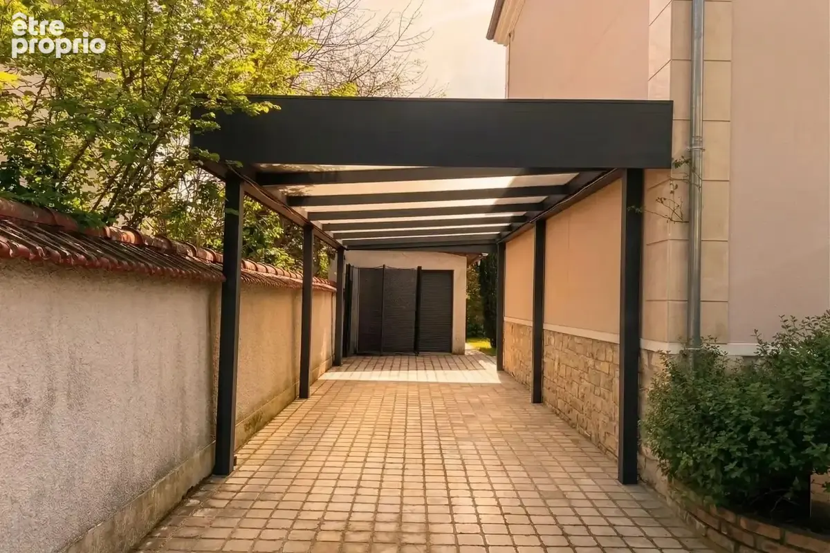 Maison 250 m² à Saint-Maur-Des-Fosses  - photo 16