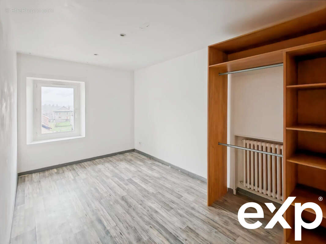 Appartement à VOUGY