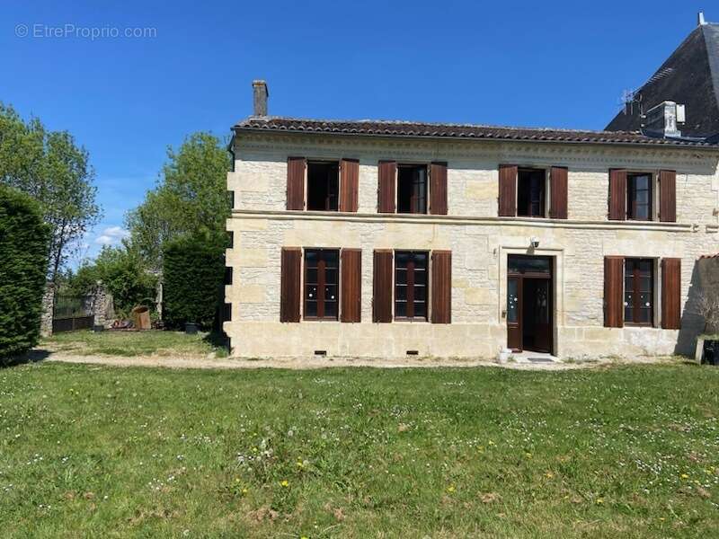 Maison 152 m² à Le Seure  - photo 18