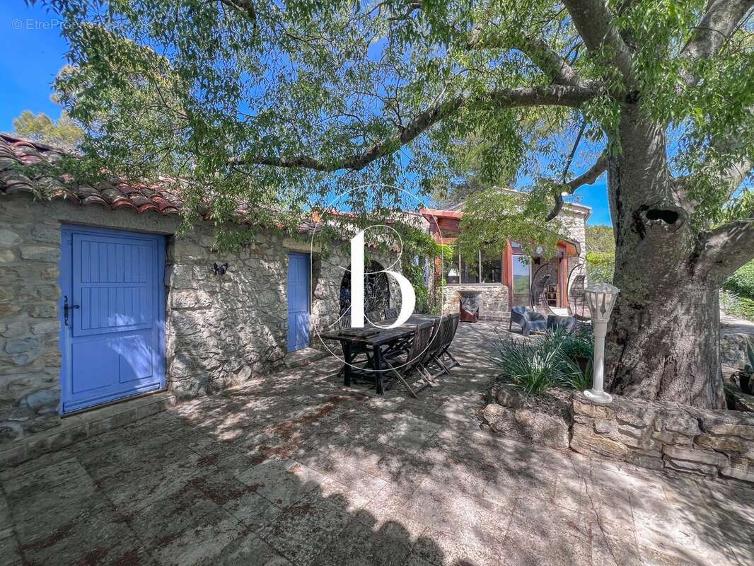 Propriété avec vue exceptionnelle - photo 36