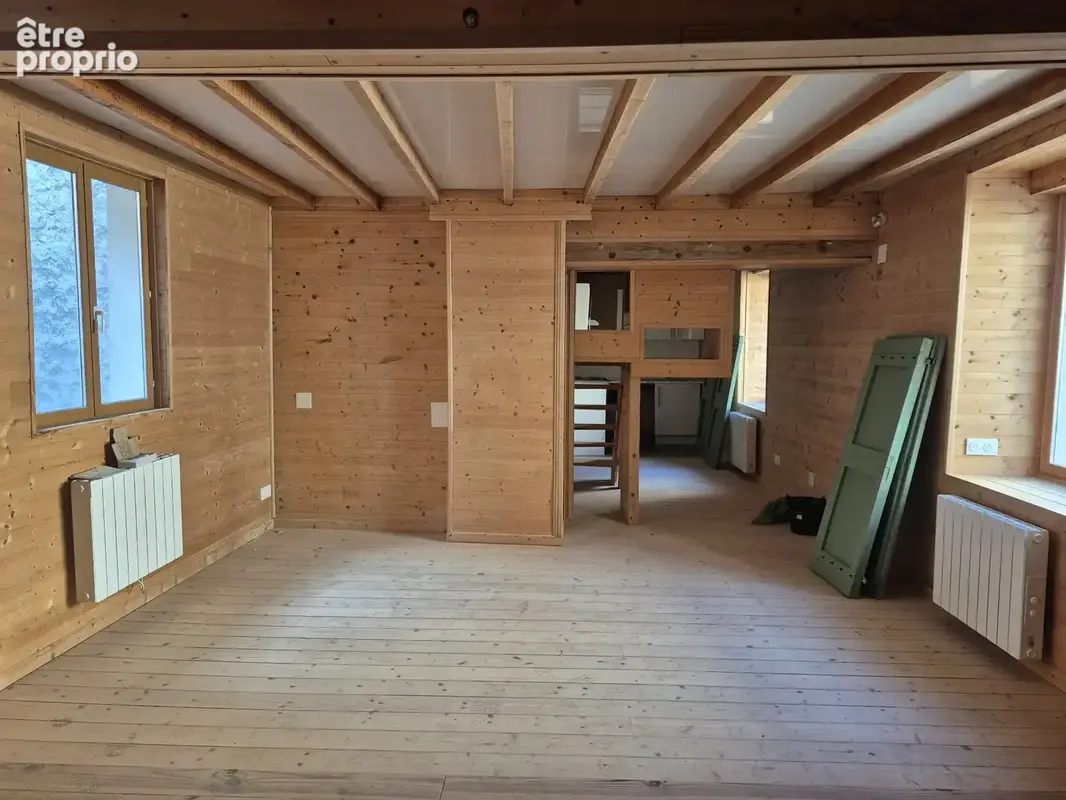 Maison de ville entièrement rénovée - photo 3