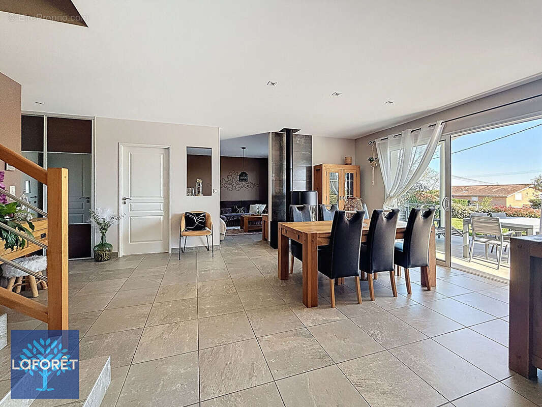 Maison à MARCY-L'ETOILE