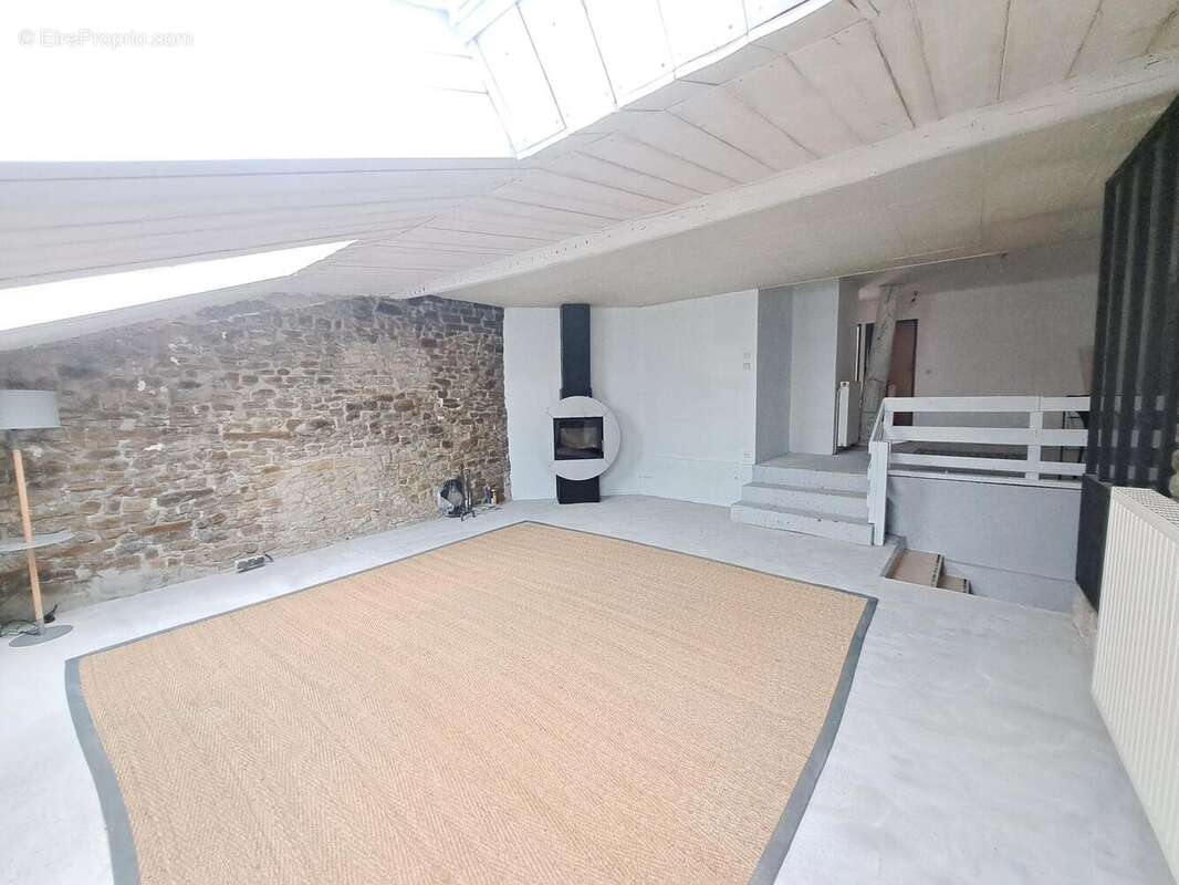 Maison 155 m² à Houdreville  - photo 2