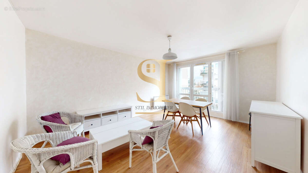 Appartement à VIRY-CHATILLON