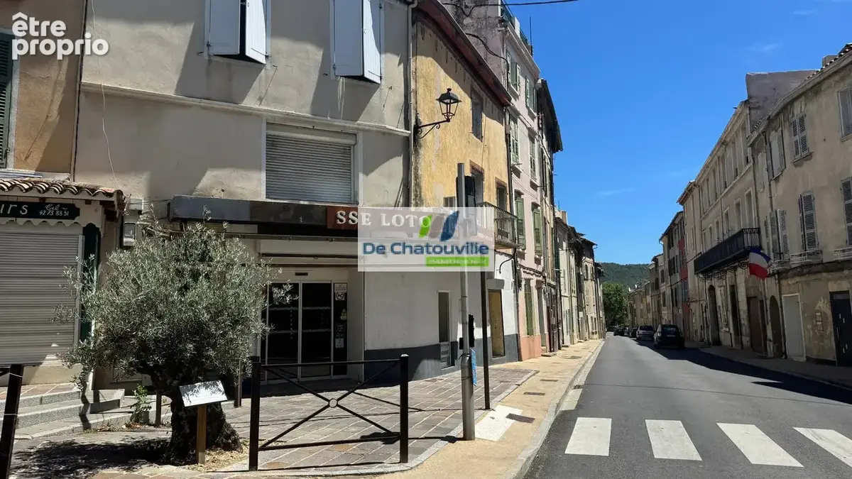 Photo Appartement à Cuges-Les-Pins au prix de 205 000€