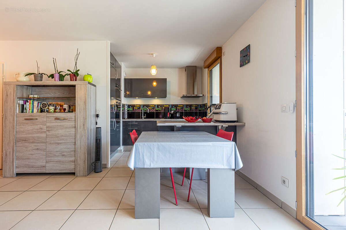 Agence immobiliere laforet - exclusivite - "eucalyptus" - annecy - secteur lac / maveria - appartement t3 de 59,74m2 - balcon -  - photo 6