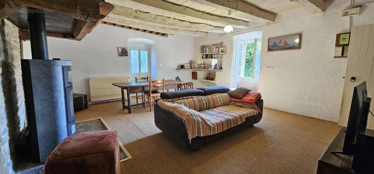 Maison à PROMILHANES