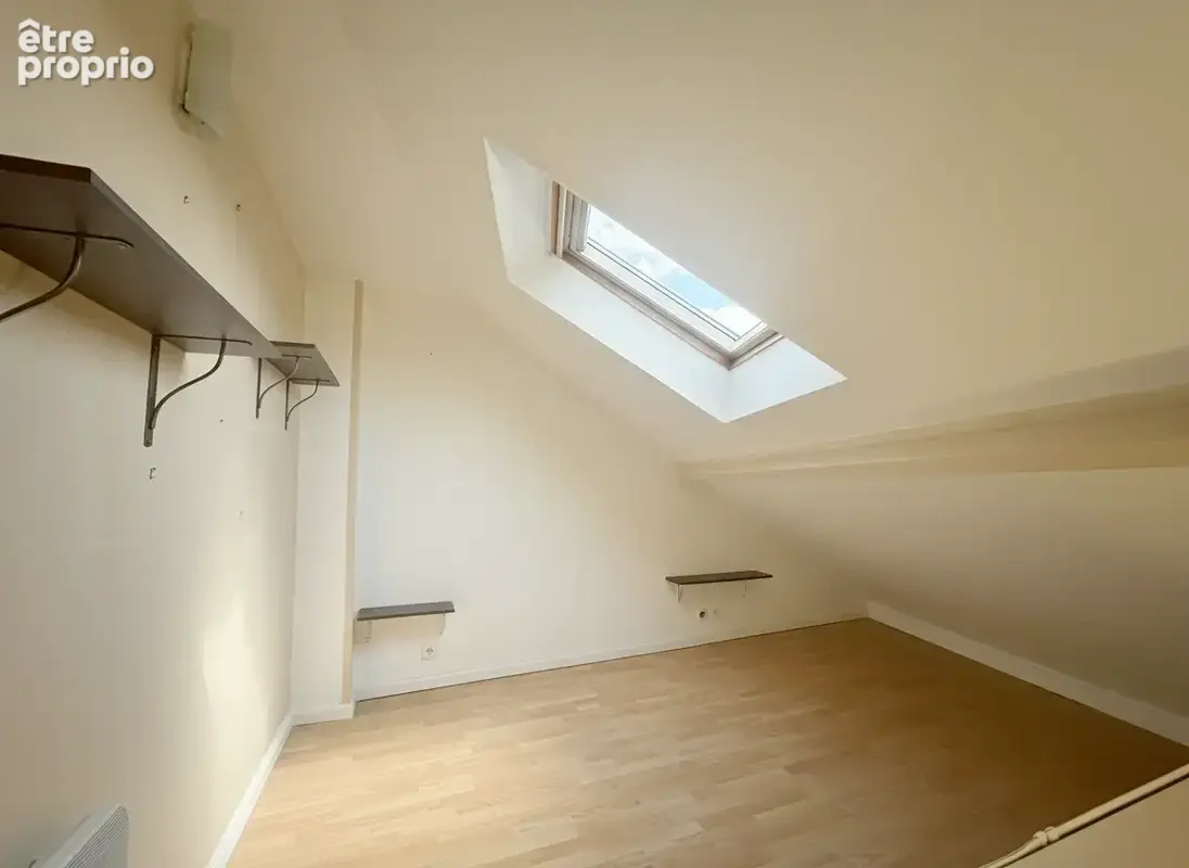 Appartement Duplex type F2 bis avec place de parking ! - photo 10