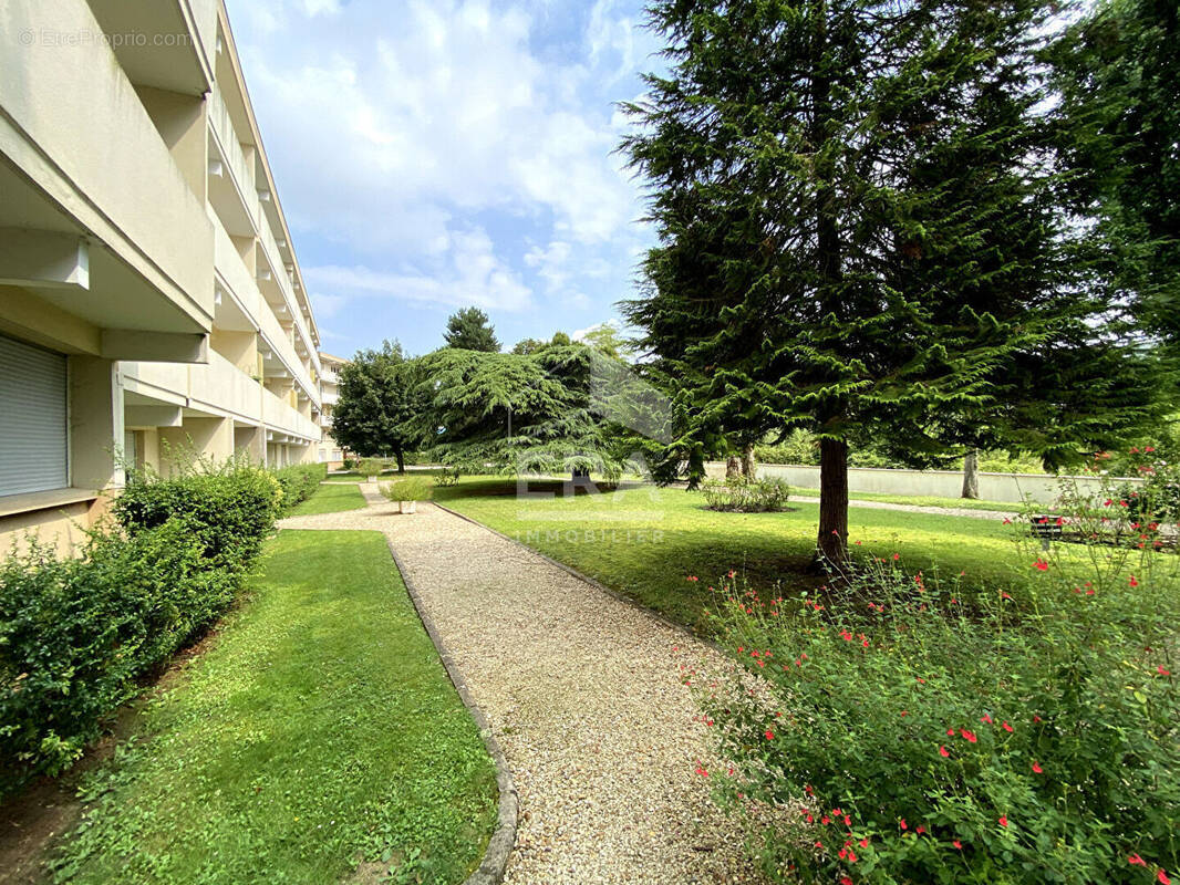 Appartement à SAINT-FARGEAU-PONTHIERRY