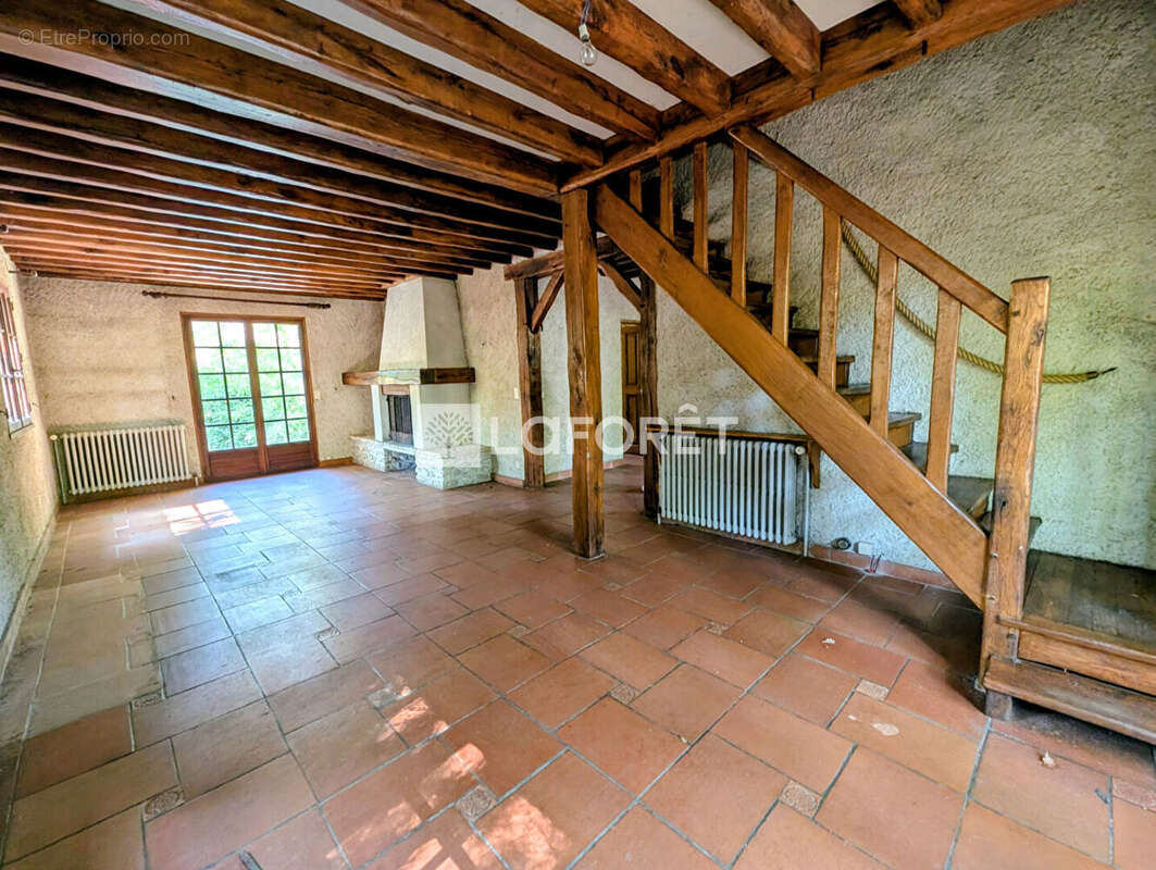 Maison Noisy Sur Ecole 9 pièce(s) 178 m2 - photo 3